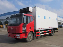  解放J6L 6.8米冷藏车