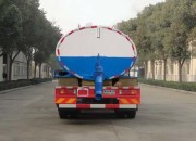 后双桥吸粪车4